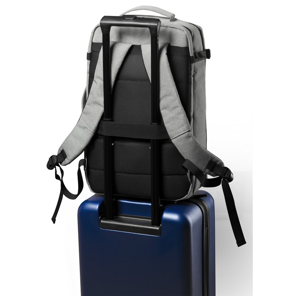 clients/infiniprinting/ax/photos_BD/AX12536-P4-Sac-a-dos-pour-ordinateur-portable-17"-personnalise-.jpg